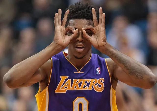 满的攻防里 满的攻防里